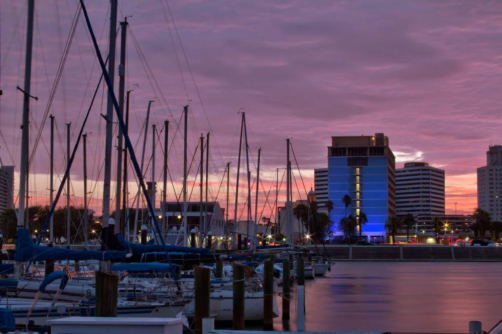 Best Western Grand Marina