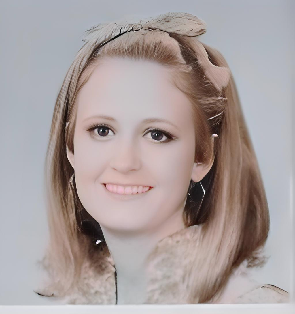 Moira  Barnett