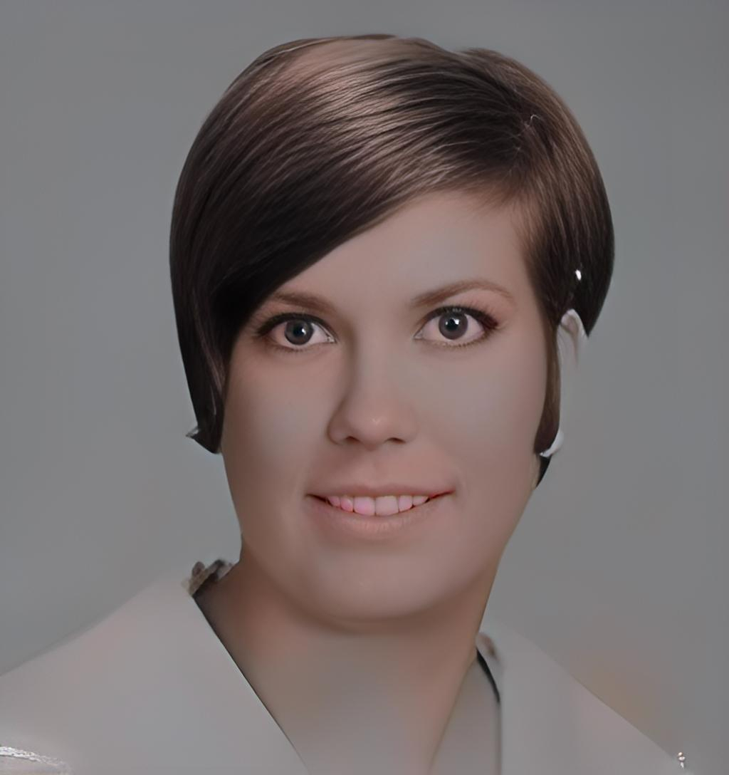 Joyce  Pease