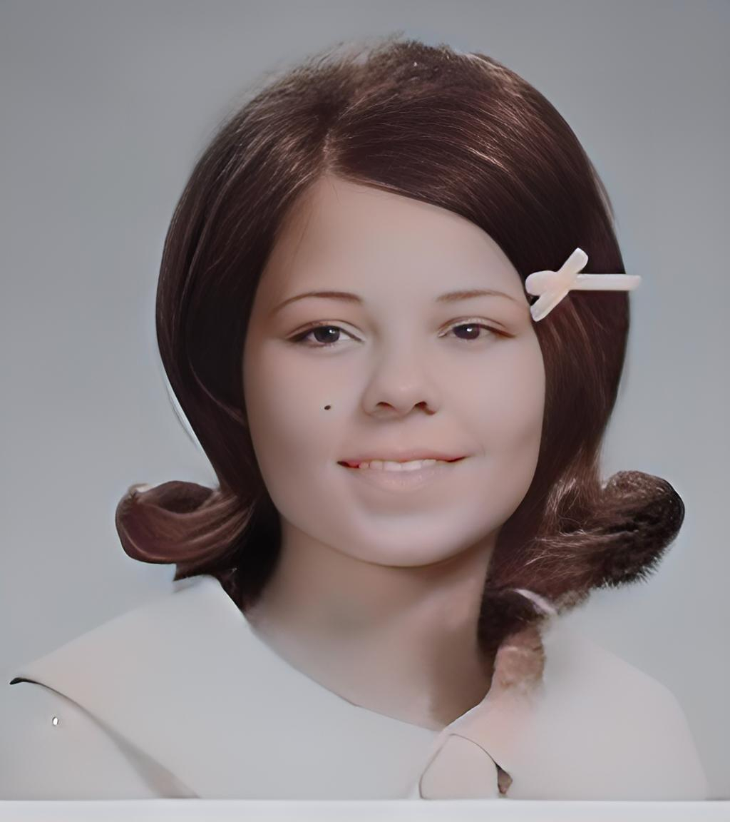 Becky  Easly