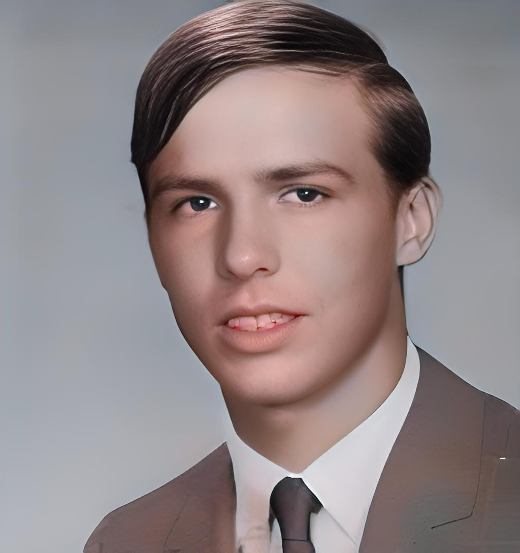 Larry  Russell
