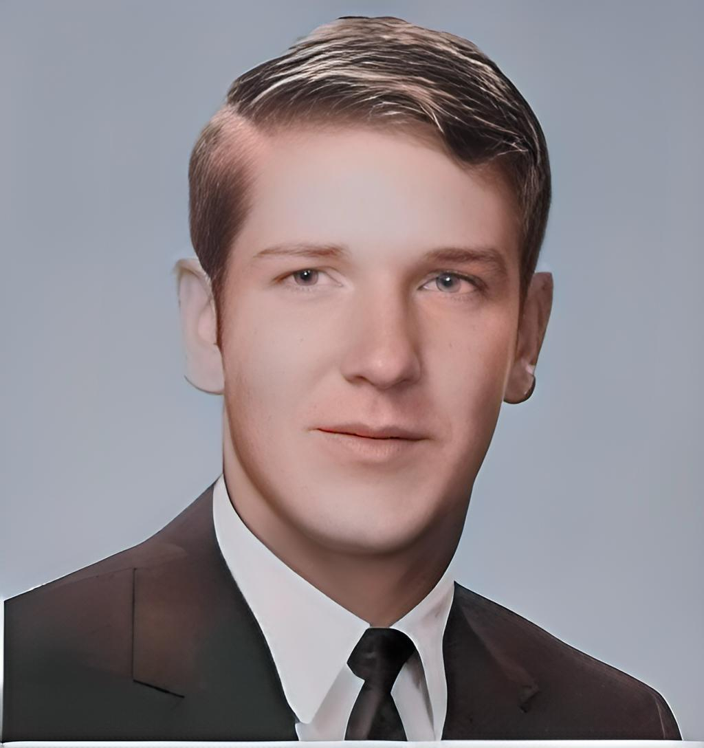 Paul  Rohan